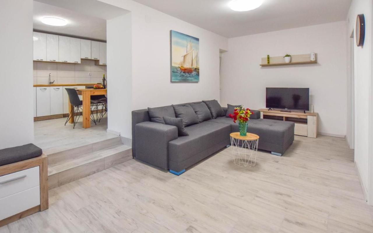 Suite Apartment Toni Poljana  Ngoại thất bức ảnh